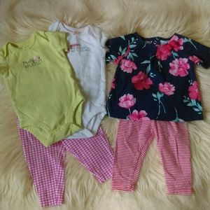 Bundle deal 🎁 Carter's 2 Matching Sets